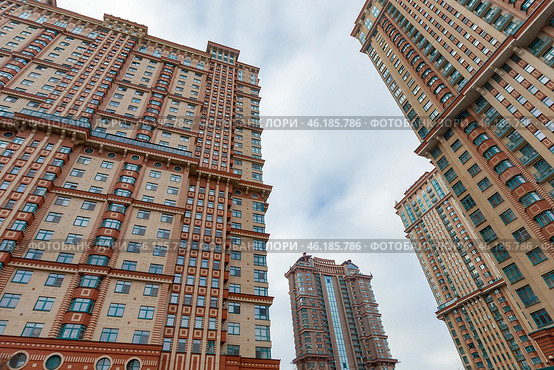 Жилой комплекс Алые паруса в Щукино, Москва (2025 год) Стоковое фото, фотограф Юлия Кутыгина / Фотобанк Лори