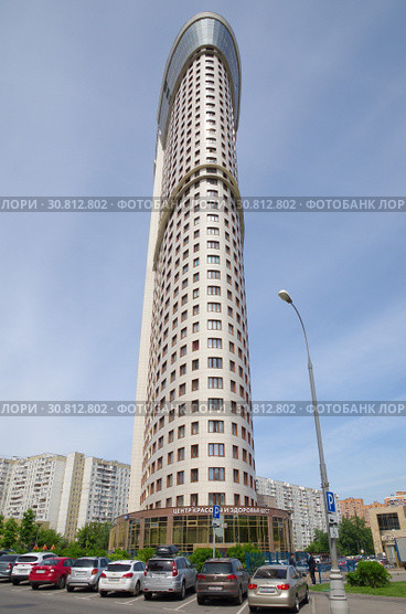 Жилой комплекс "Дирижабль". Москва, улица Профсоюзная, дом 64, корпус 2. Центр красоты и здоровья Best (2019 год). Редакционное фото, фотограф Елена Коромыслова / Фотобанк Лори