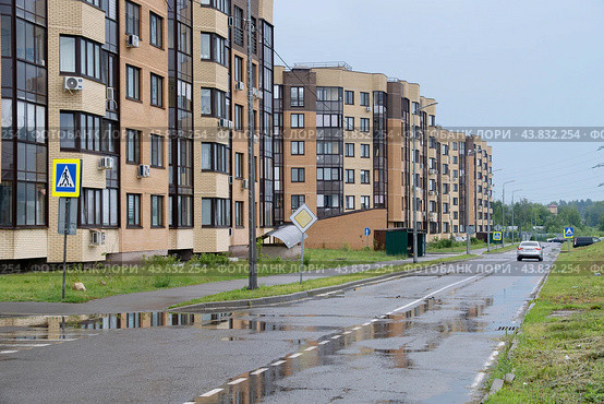 Жилой комплекс Мытищи Лайт. Улица Красная Слобода. (2024 год). Редакционное фото, фотограф MК / Фотобанк Лори