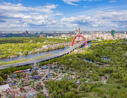 Живописный мост, парк сказка (2022 год). Стоковое фото, фотограф Денис Горбачёв / Фотобанк Лори